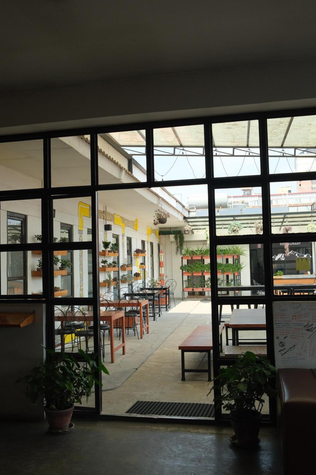 Yakety Yak Hostel Kathmandu Exterior photo
