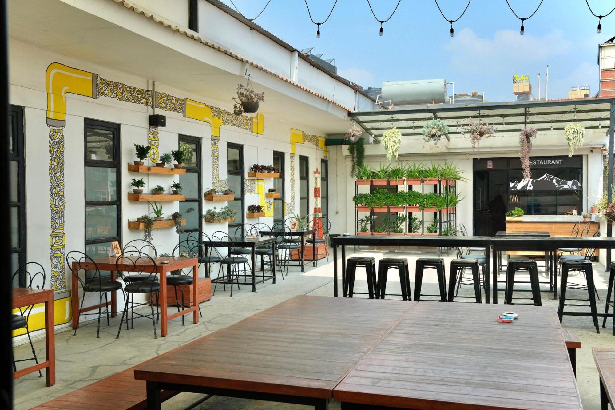 Yakety Yak Hostel Kathmandu Exterior photo